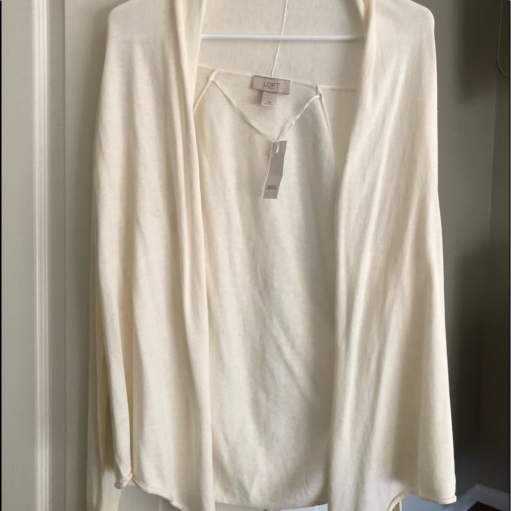 NWT Lightweight Ann Taylor Loft Sweater XS